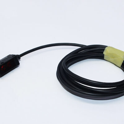 Baumer FHDK 10P5101 Diffuse sensors with background suppression 10139960