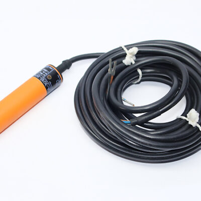IFM IA5083 Inductive sensor IA-3010-BPKG/6M