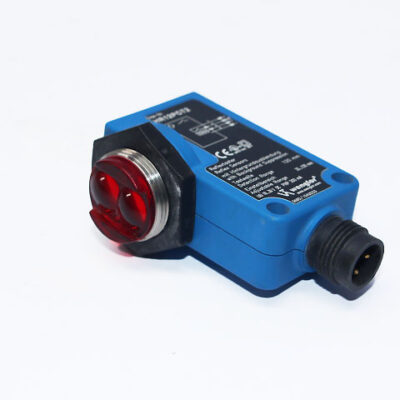 WENGLOR HR12PCT2 Reflex Sensor with Background Suppression