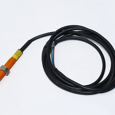 IFM IF2004 Inductive sensor IF-2004-BBOW