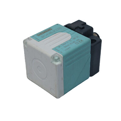 SIEMENS 3RG4148-3CD00 INDUCTIVE SENSOR