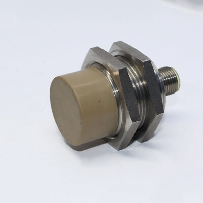 IFM IIT200 Inductive sensor IIB3022-BPKG/V4A/US-104