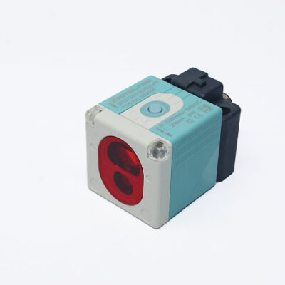 PEPPERL+FUCHS 3RG7244-3CH00-PF Background suppression sensor