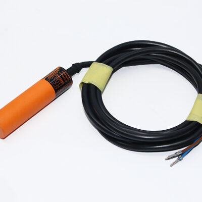 IFM IA5082 Inductive sensor IA-3010-BPKG
