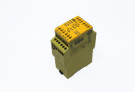 Pilz PNOZ XV3 3/24VDC 3n/o 2n/o t fix Safety Relay 774545