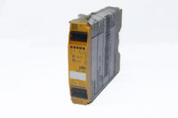 Pilz PNOZ MO4P SAFETY RELAY 773536