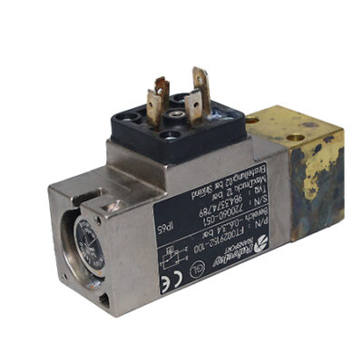 TRAFAG 9B4.3374.789 Pressure switch