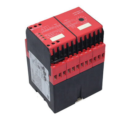 Telemecanique XPS-AT Preventa Safety Relay XPSAT4310 115 VAC