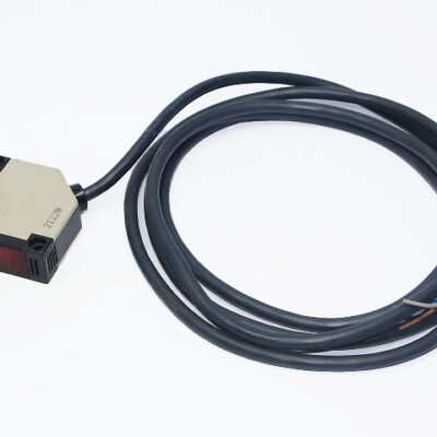 OMRON E3JK-R4M1 Photoelectric Switch