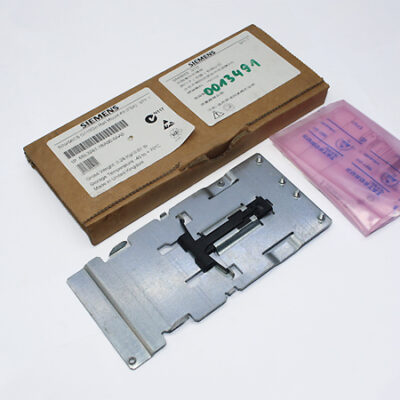 SIEMENS 6SL3261-1BA00-0AA0 G110 Mounting adapter DIN rail Size 1