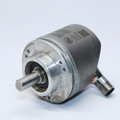 IFM RVP510 Ncremental encoder with solid shaft and display