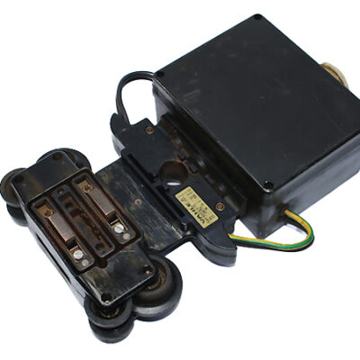 VAHLE KWG/g 4/70 Current collector 600V 70A