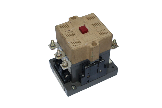 SIEMENS 3TB4817-0A MOTOR STARTERS CONTACTOR 220V