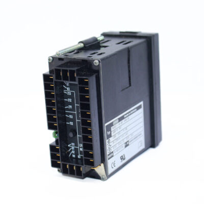 JUMO DTRON 08.1 TEMPERATURE CONTROLLER 703031/10-001-000-00-000-01/061