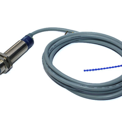 TELEMECANIQUE XT118B1PCL2 Inductive proximity sensor