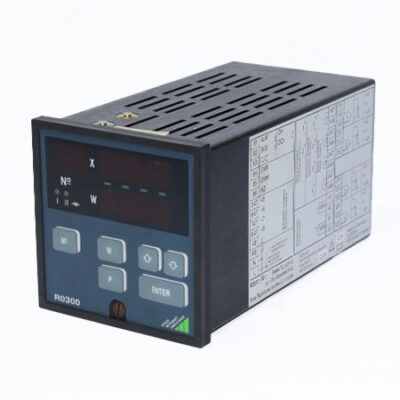 GOSSEN METRAWATT R0300 TEMPERATURE CONTROLLER GTR0300