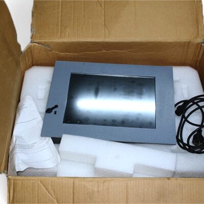 SIEMENS 6AV7462-6AC42-1KB0 SIMATIC PANEL PC 677B