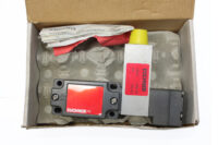 EUCHNER NZ1VZ-528E3VSE04-M SAFETY SWITCH 079300