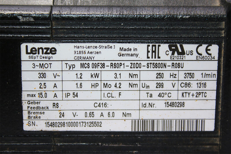 LENZE MCS09F38-RS0P1-Z0D0-ST5S00N-R0SU SERVO MOTOR WITH GEARBOX GKR04-2S SAK09FC38