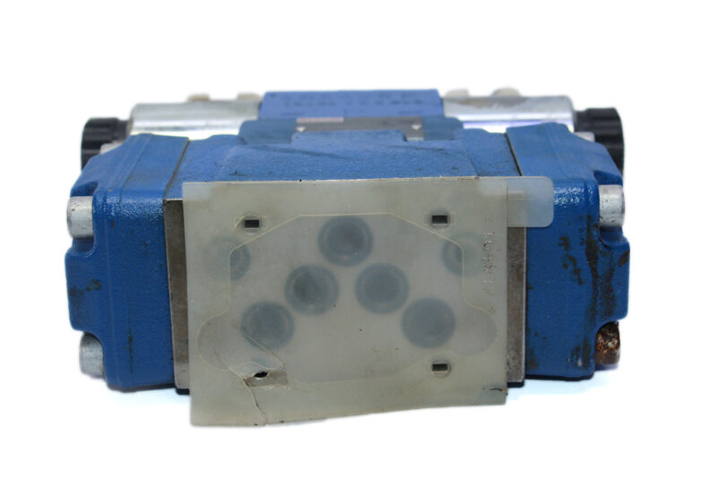 REXROTH R900548271 DIRECTIONAL CONTROL VALVE R900968227