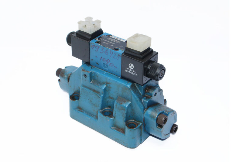 REXROTH R900911762 DIRECTIONAL CONTROL VALVE R900933488