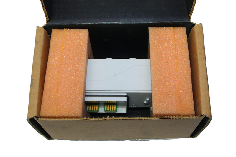 ALLEN BRADLEY 1798-OB8E OUTPUT MODULE