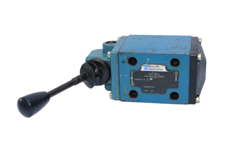 REXROTH R900589954 MANUAL DIRECTIONAL VALVE 4WMM10J31/F