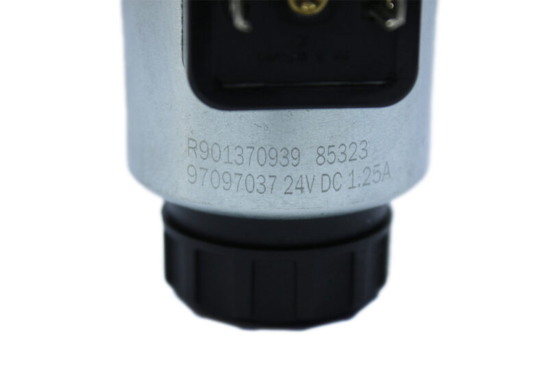 REXROTH R900561274 SOLENOID OPERATED DIRECTIONAL VALVE 4WE 6 D62/EG24N9K4 - Image 3