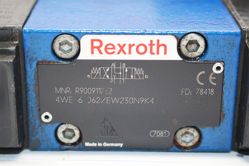 REXROTH R900911762 DIRECTIONAL CONTROL VALVE R900930365