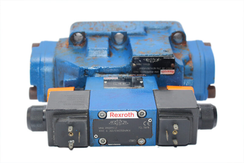 REXROTH R900911762 DIRECTIONAL CONTROL VALVE R900930365