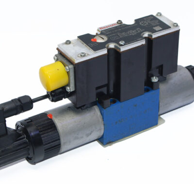 REXROTH R900929827 PROPORTIONAL DIRECTIONAL VALVE 4WREE 6 W1-08-24/G24K31/A1V