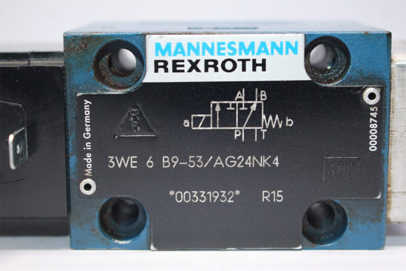 REXROTH R900331932 DIRECTIONAL CONTROL VALVE 3WE6B9-53/AG24NK4