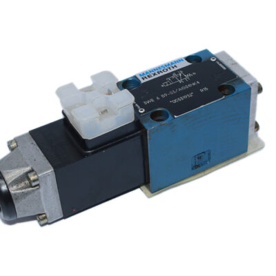 REXROTH R900331932 DIRECTIONAL CONTROL VALVE 3WE 6 B9-53/AG24NK4