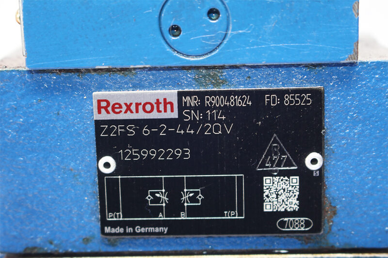 REXROTH R900548271 DIRECTIONAL CONTROL VALVE R900926695