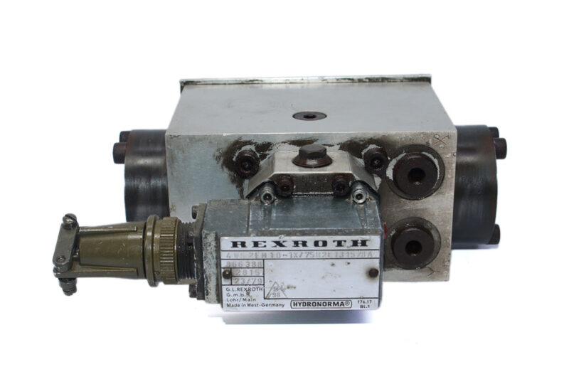 REXROTH 4 WS 2EM10-1X/75 B 2E T3 15 Z8 A 4-WAY DIRECTIONAL SERVO VALVE