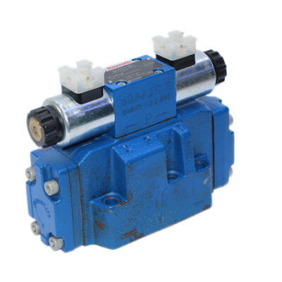 REXROTH R900561288 DIRECTIONAL CONTROL VALVE R900930809