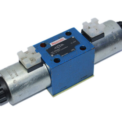 REXROTH R900588201 DIRECTIONAL CONTROL VALVE 4WE 10 E33/CG24N9K4