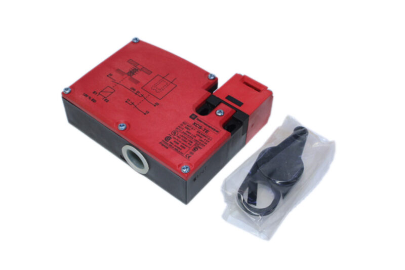 TELEMECANIQUE XCSTE7511 SAFETY SWITCH