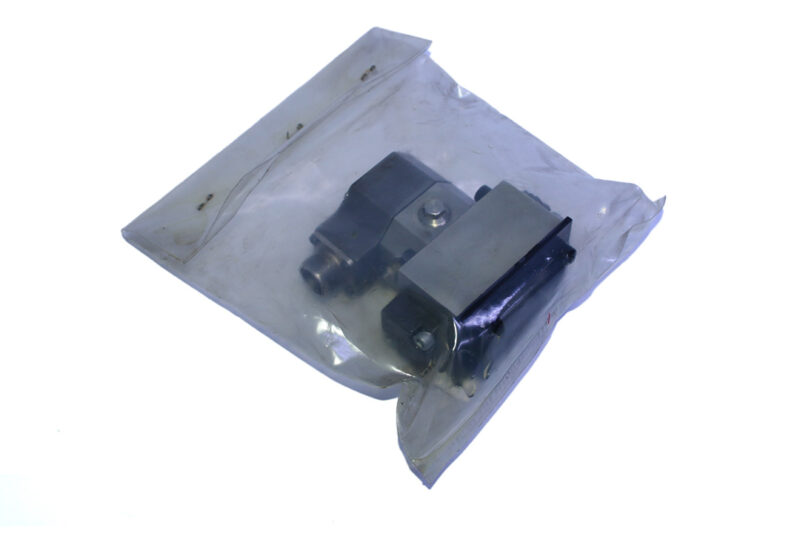 REXROTH R900501001 SERVO DIRECTIONAL VALVE 4WS2EM10-45/10B2ET315K8BM-52