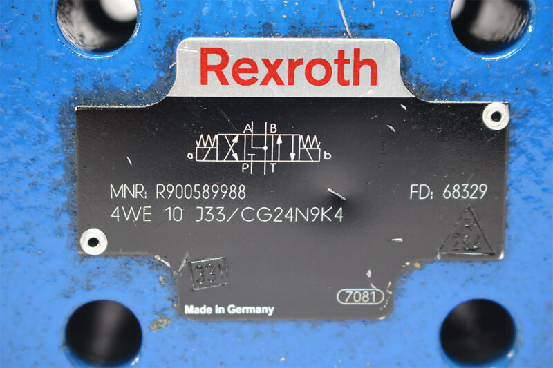 REXROTH R900589988 DIRECTIONAL CONTROL VALVE 4WE 10 J33/CG24N9K4