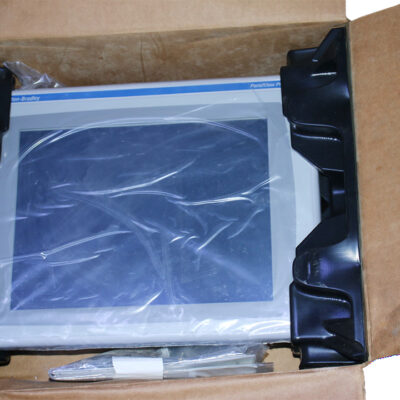 ALLEN-BRADLEY 2711P-T15C4D8 PANELVIEW PLUS TERMINAL