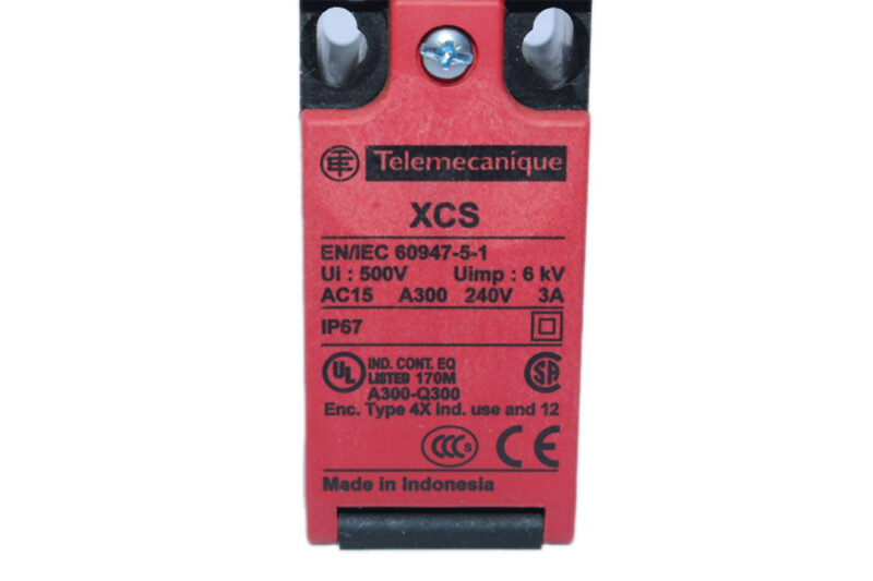 TELEMECANIQUE XCSPA791 SAFETY SWITCH