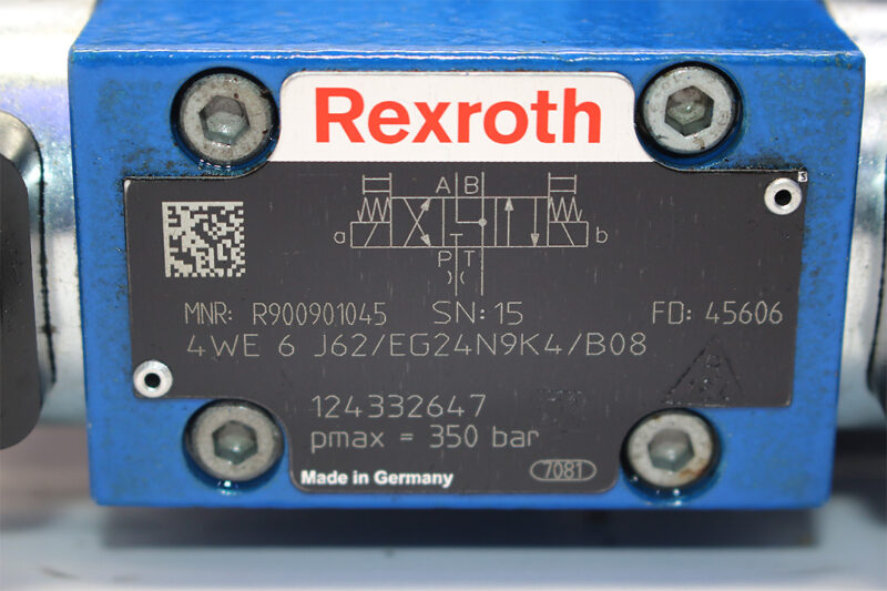 REXROTH R900901045 DIRECTIONAL CONTROL VALVE R900918440