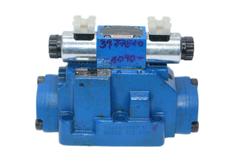 REXROTH R900901045 DIRECTIONAL CONTROL VALVE R900918440