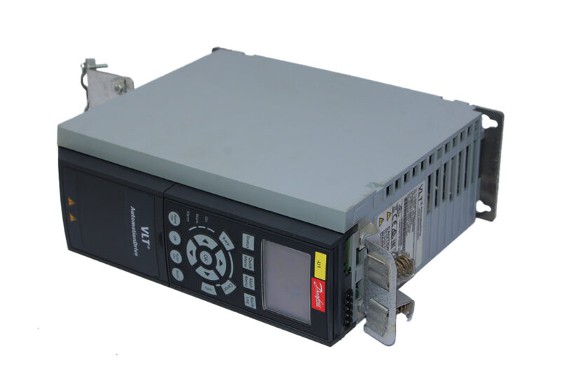 DANFOSS 131B0465 FREQUENCY CONVERTER FC-302P3K0T5E20H1XGXXXXSXXXXA0BXCXXXXD0 3.0 KW / 4.0 HP