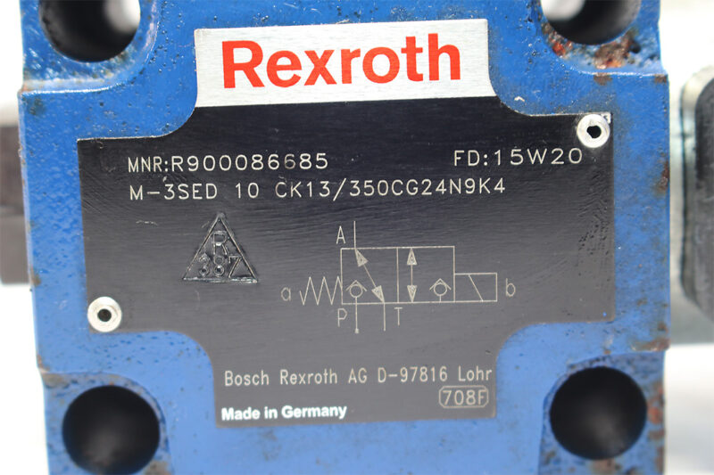 REXROTH R900086685 DIRECTIONAL CONTROL VALVE M-3SED 10 CK13/350CG24N9K4