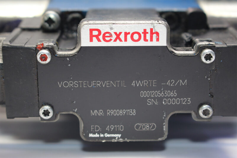 REXROTH R900891138,4WRTE-42/M PROPORTIONAL DIRECTIONAL VALVE R900977344