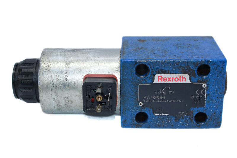 REXROTH R900928645 DIRECTIONAL CONTROL VALVE 4WE10D33/CG220N9K4