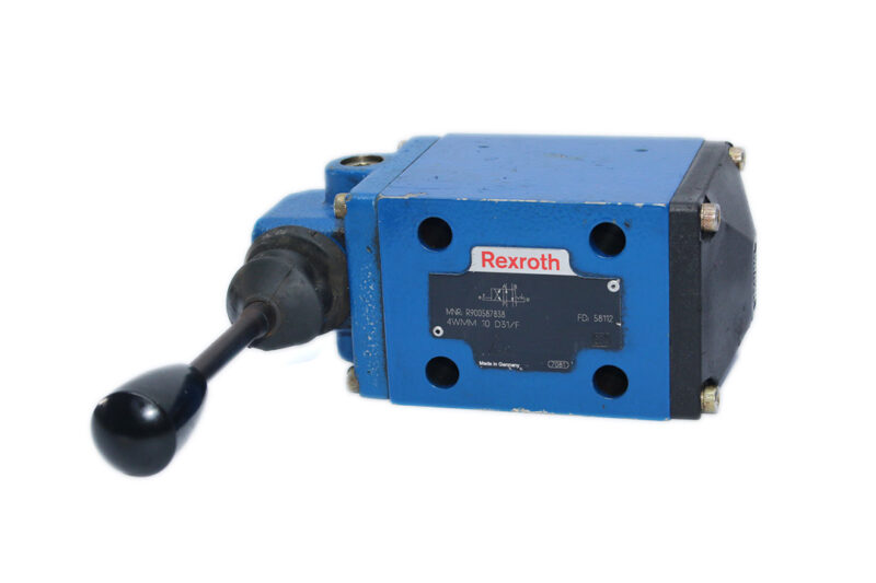 REXROTH R900587838 MANUAL DIRECTIONAL VALVE 4WMM10 D31/F