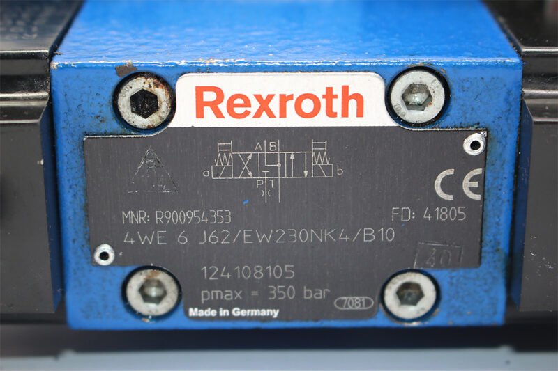 REXROTH R900923634 DIRECTIONAL CONTROL VALVE R900954353